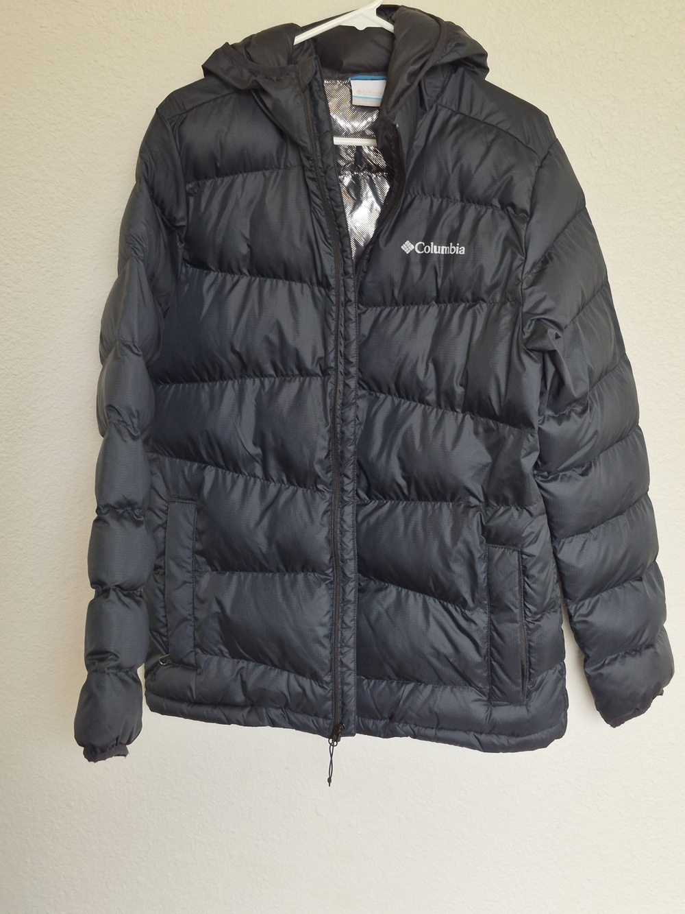 Columbia Women's Black Hooded Puffer Jacket Omni Heat Size M